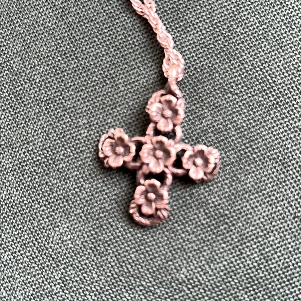 Retired James Avery Dogwood Cross w Chain